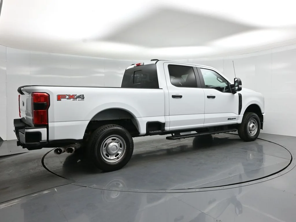 Certified Used 2025 White Ford XL image 23