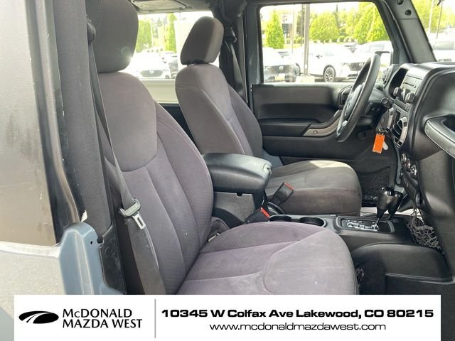 Used 2015 Gray Jeep Sport image 24