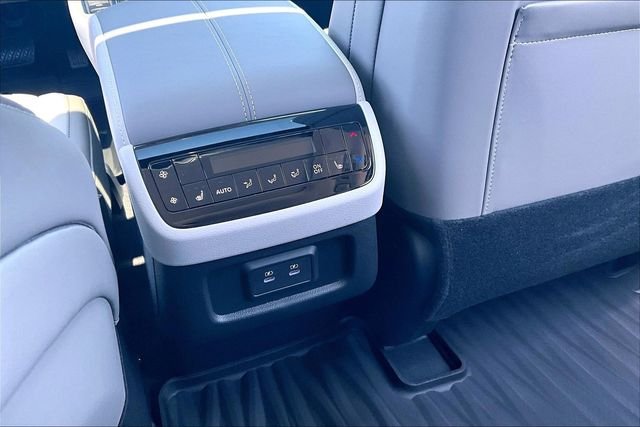 2027 INFINITI QX60 LUXE - Photo 34