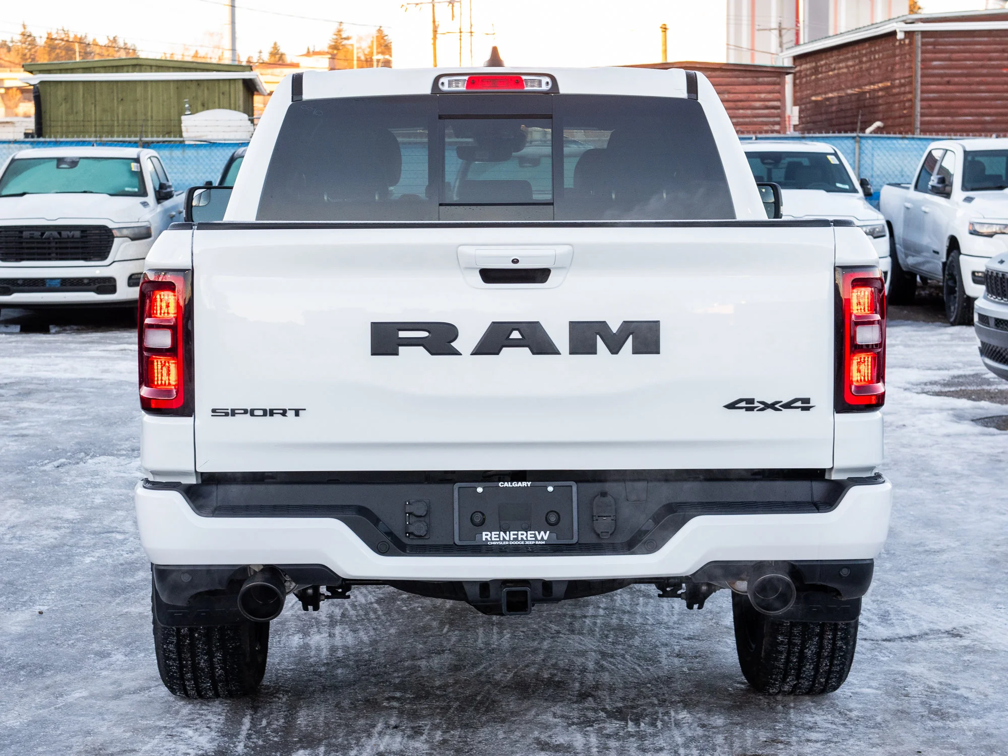 Used 2026 White RAM Sport* Crew Cab 4x4, Twin-Turbo, Heated Seats, 12 Inch Screen, Nav image 4