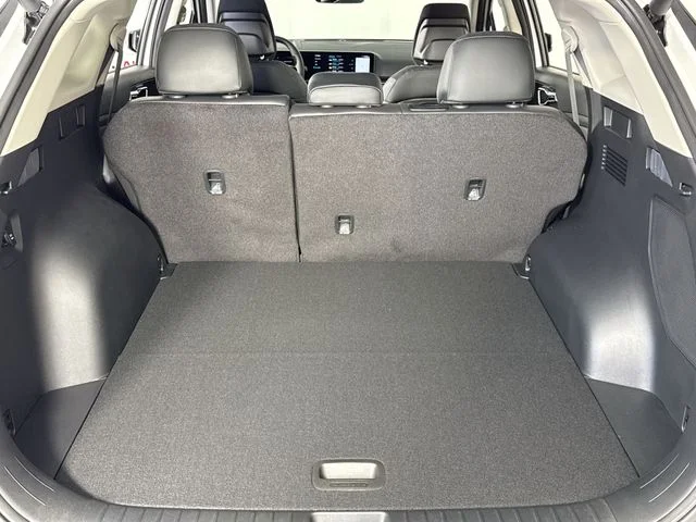 New 2026 Glacial White Pearl Kia SX Prestige image 24