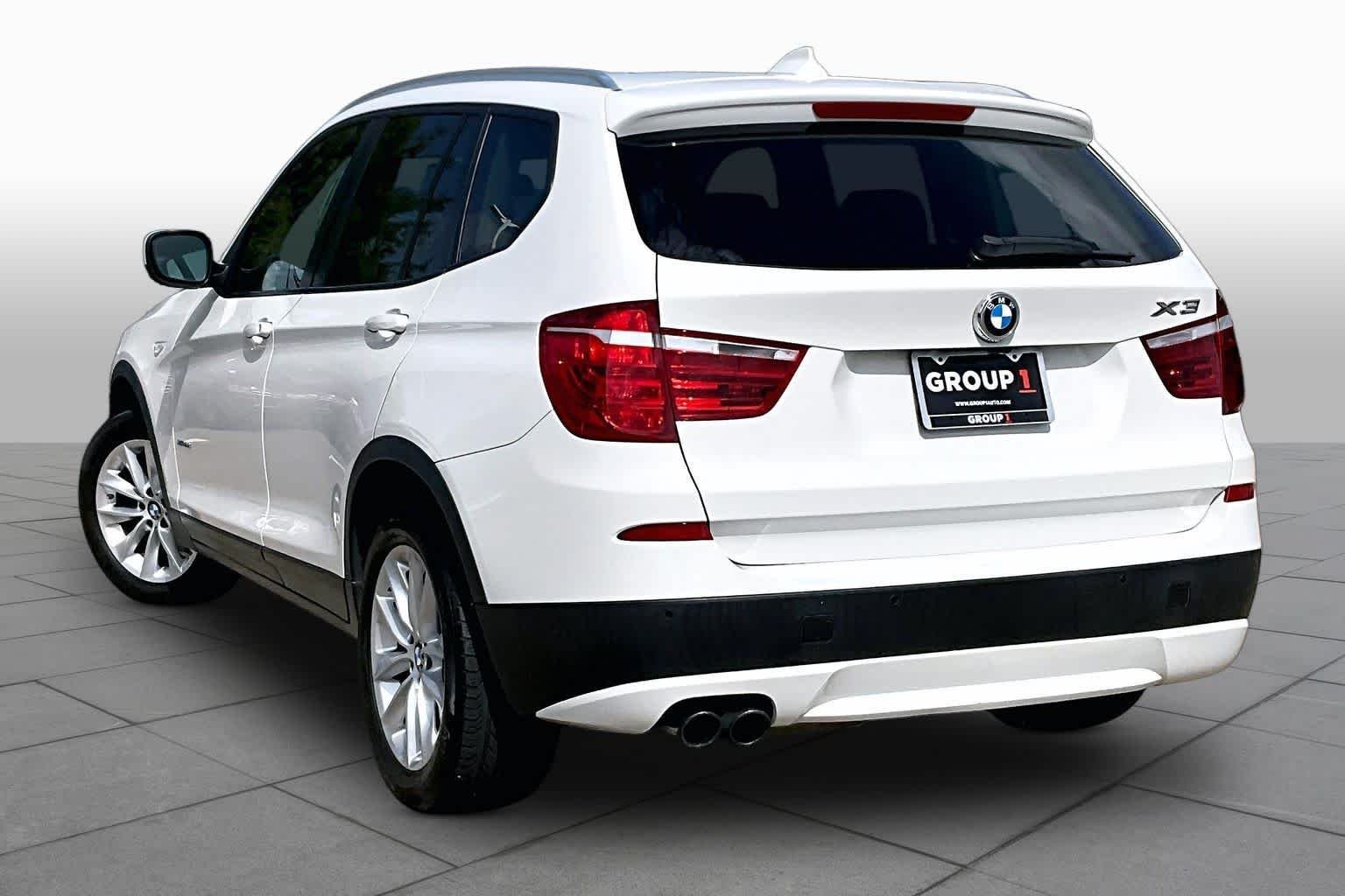 Used 2013 Alpine White BMW xDrive28i image 11