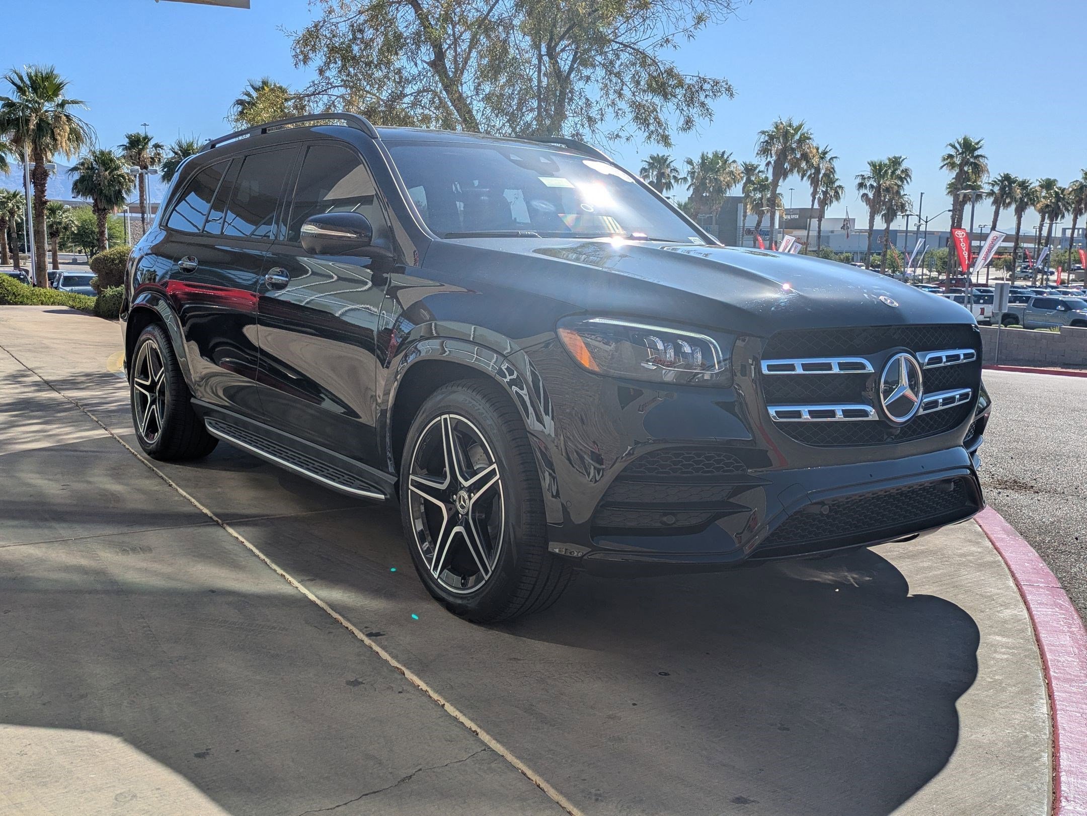Certified Used 2023 Black Mercedes-Benz 4MATIC® image 7