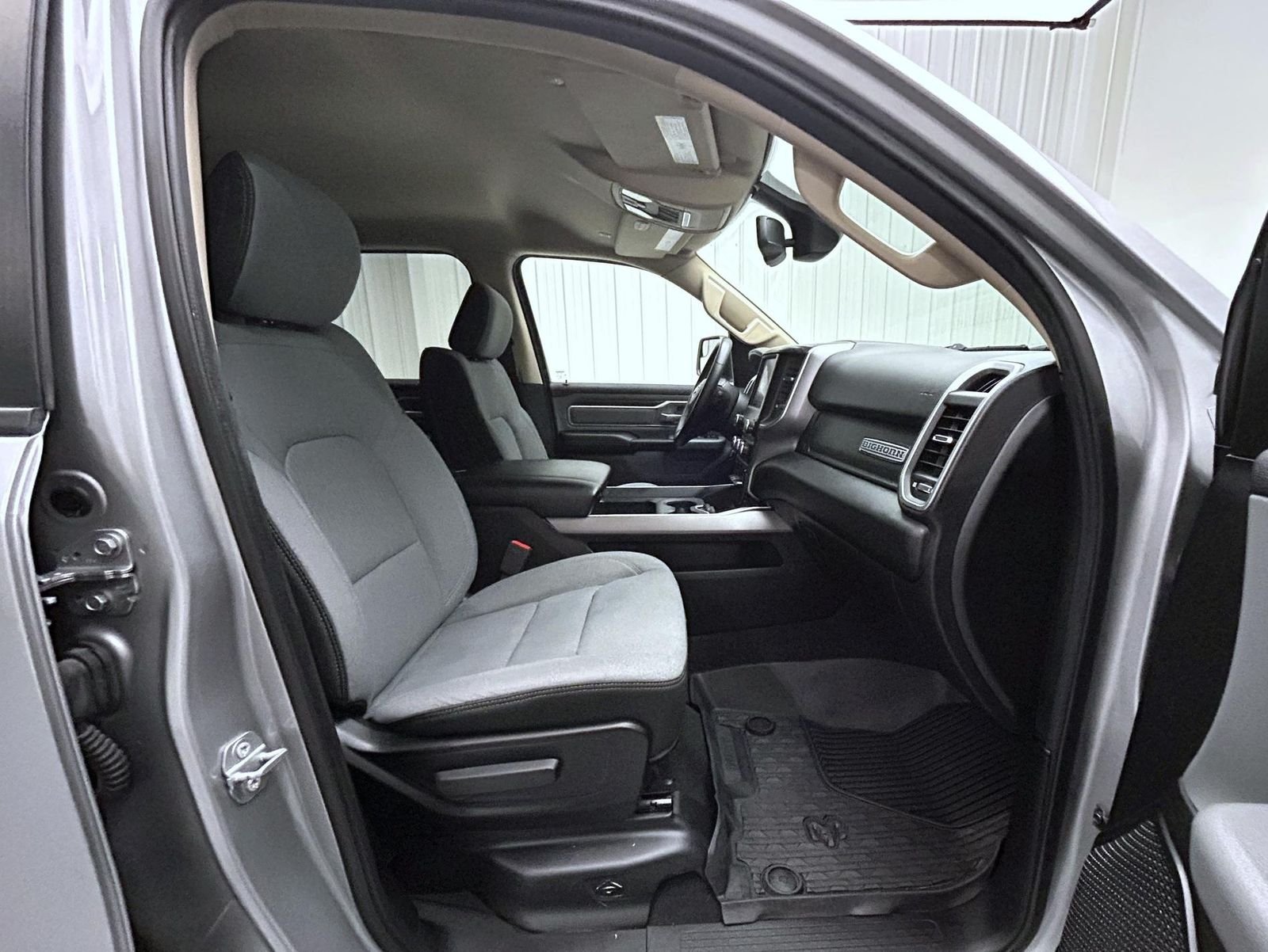 Used 2019 Silver Ram Big Horn/Lone Star image 15