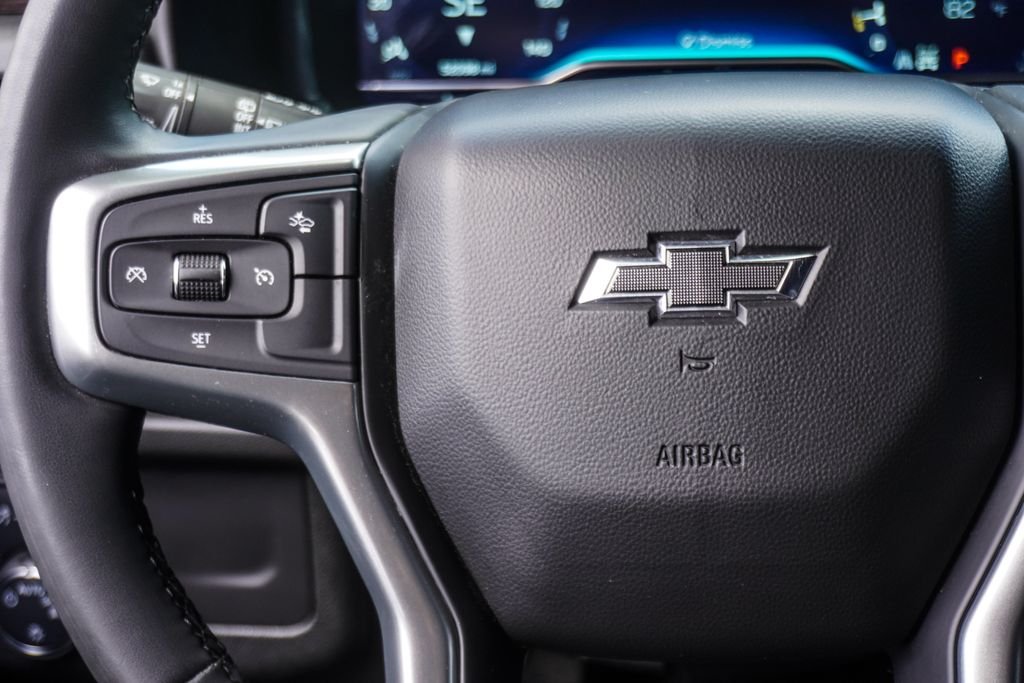 Used 2024 Black Chevrolet Z71 image 15