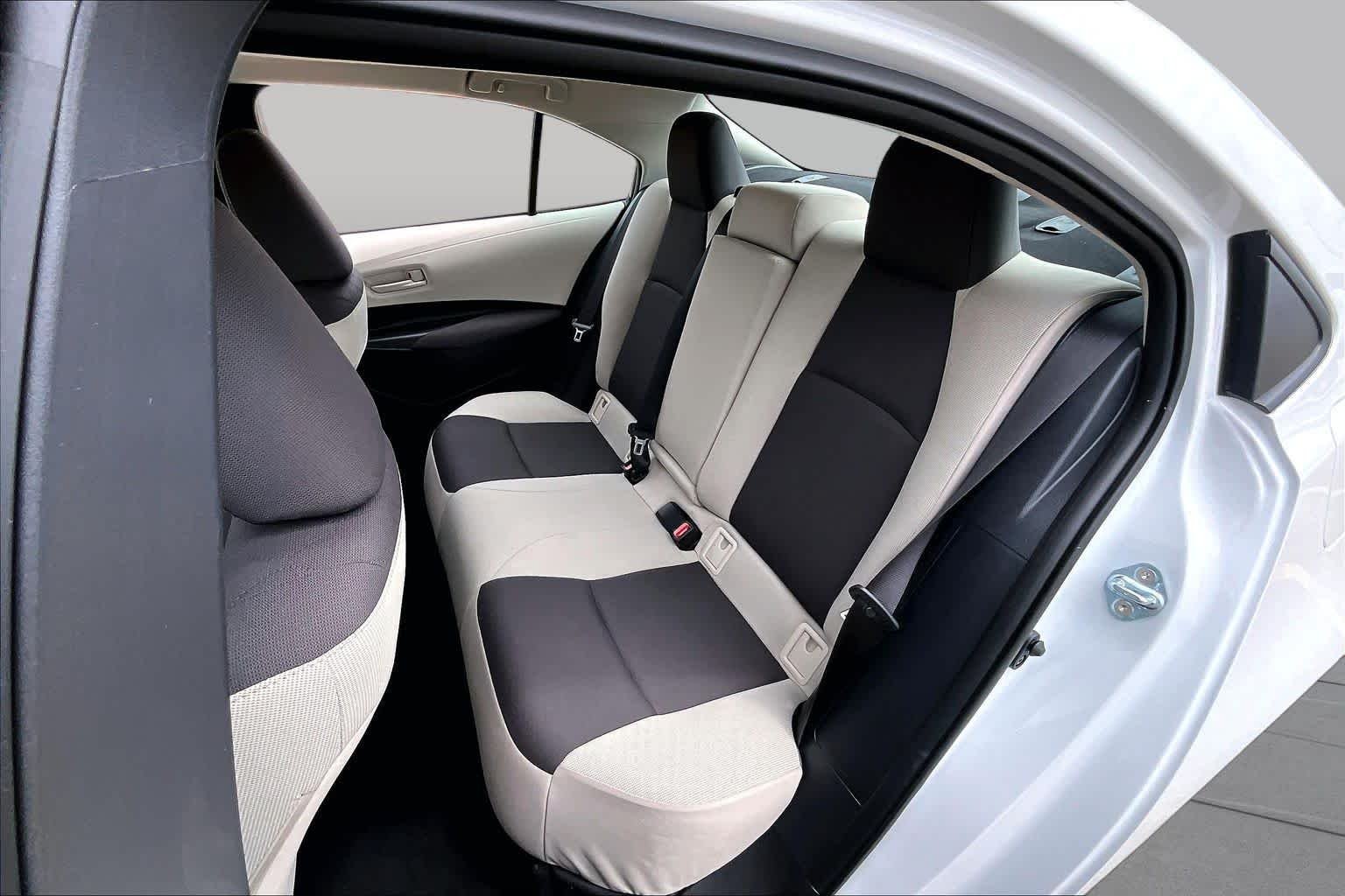 Used 2026 Ice Cap Toyota LE image 19