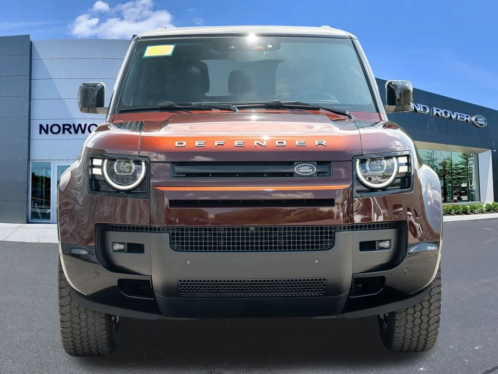 New 2026 Sedona Red Land Rover X image 2