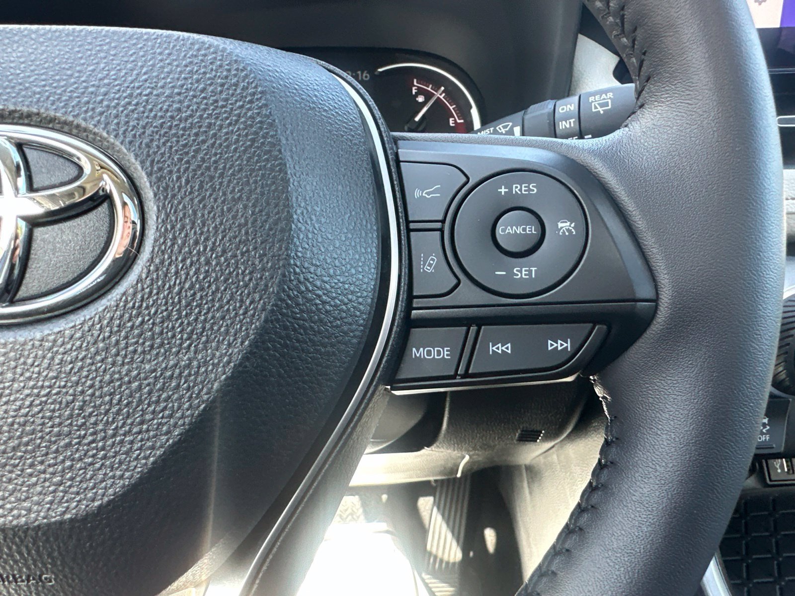 Used 2025 Blue Toyota XLE Premium image 51