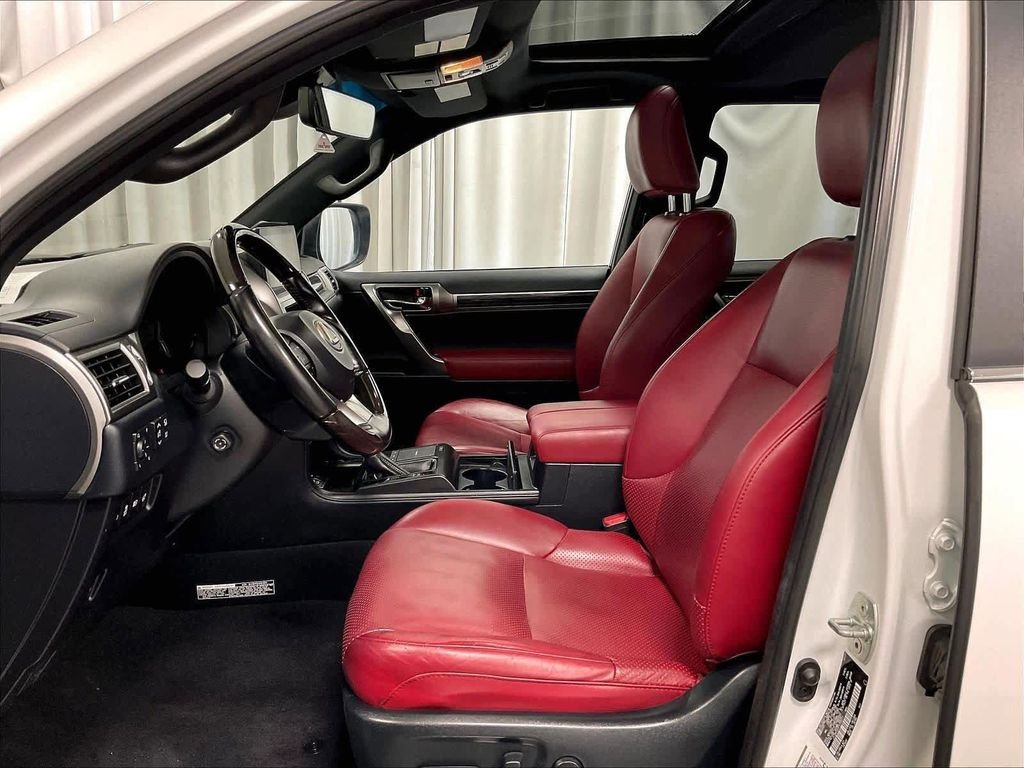 Used 2023 White Lexus 460 Luxury image 8