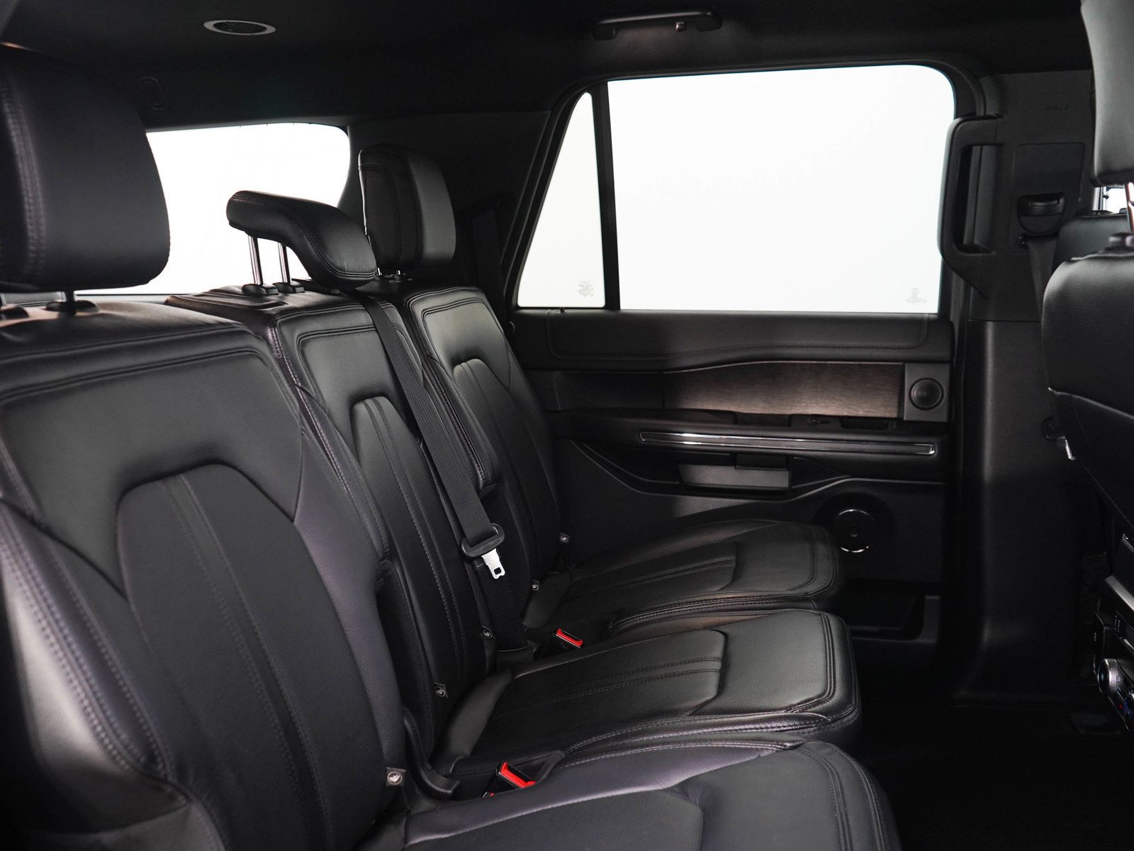 Used 2020 Blue Metallic Ford Limited image 12