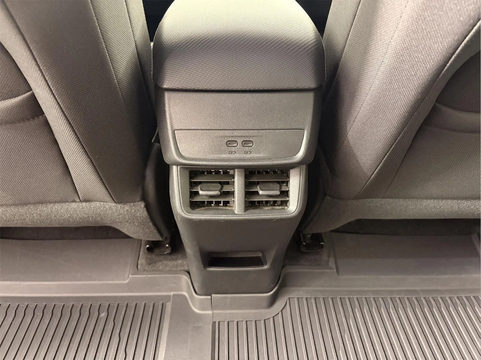 Used 2025 Sterling Gray Metallic Chevrolet LT image 16