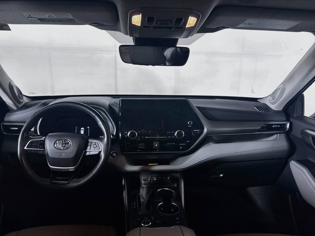 Used 2023 Silver Toyota Limited image 12