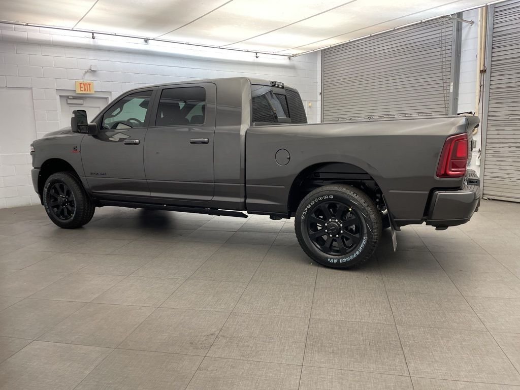 New 2026 Granite Crystal Metallic Clear-Coat Exterior Paint RAM Laramie image 8