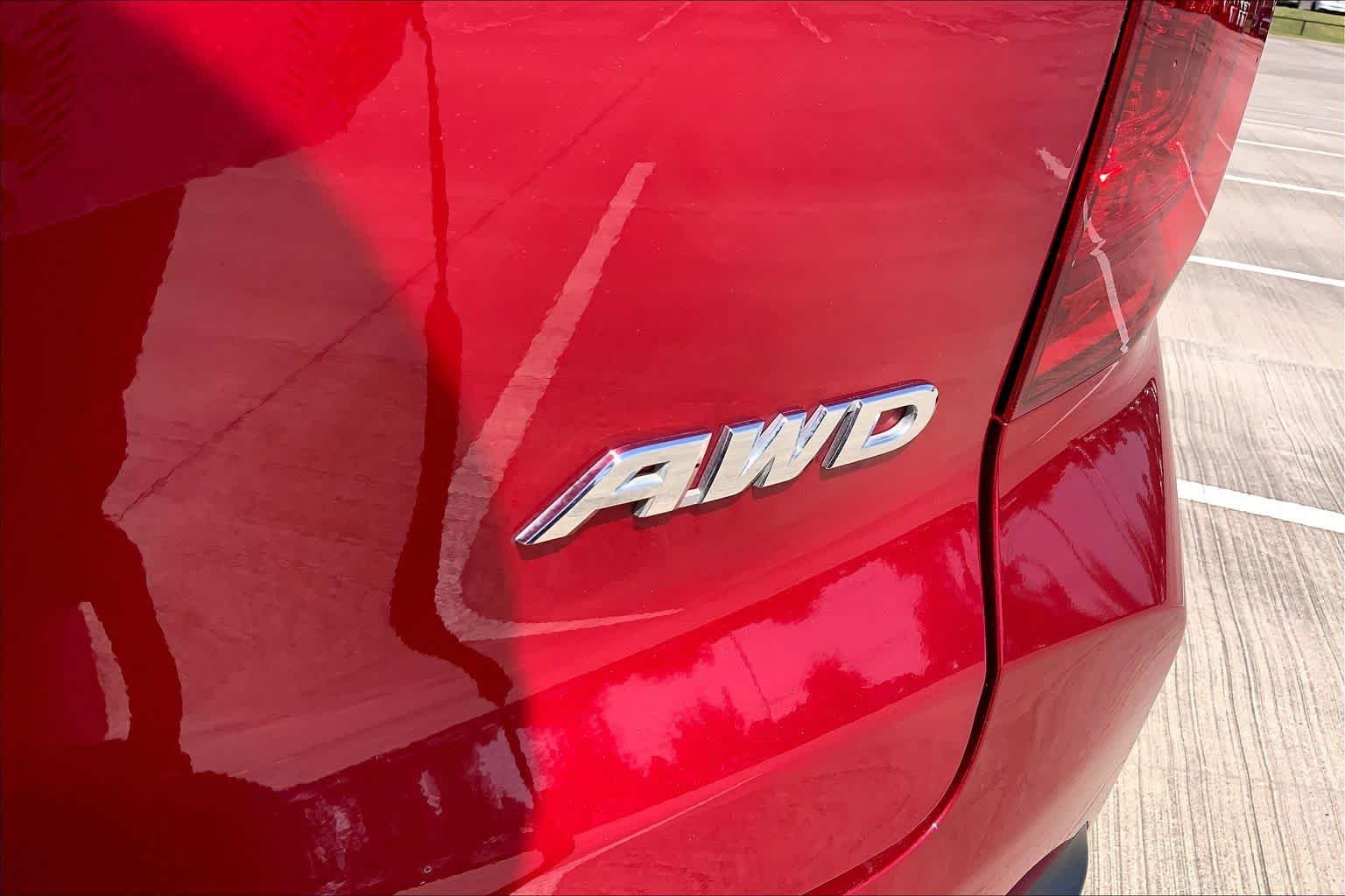 Used 2024 Radiant Red Metallic II Honda EX-L image 10