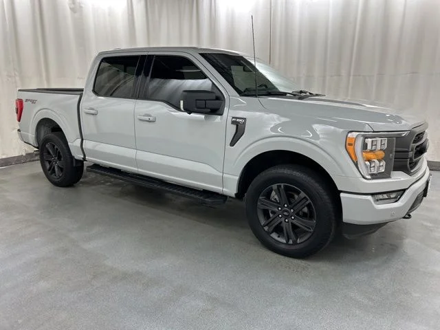 2023 Ford F-150 XLT 4x4 SuperCrew 145 in's photo