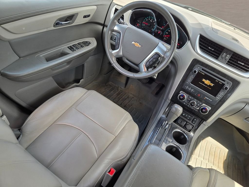 Used 2017 Red Chevrolet 2LT image 19
