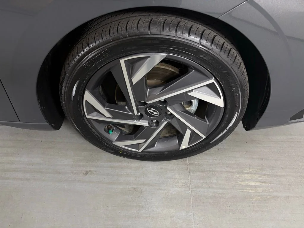 Used 2025 Gray Hyundai Limited image 10