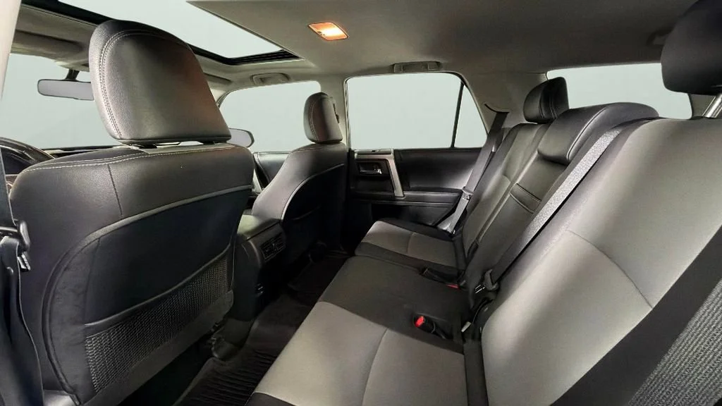 Used 2017 Gray Toyota SR5 image 27
