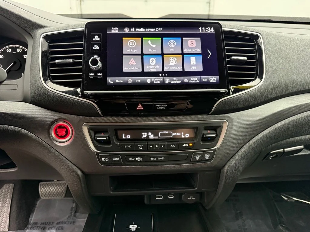Used 2025 White Honda Sport image 29