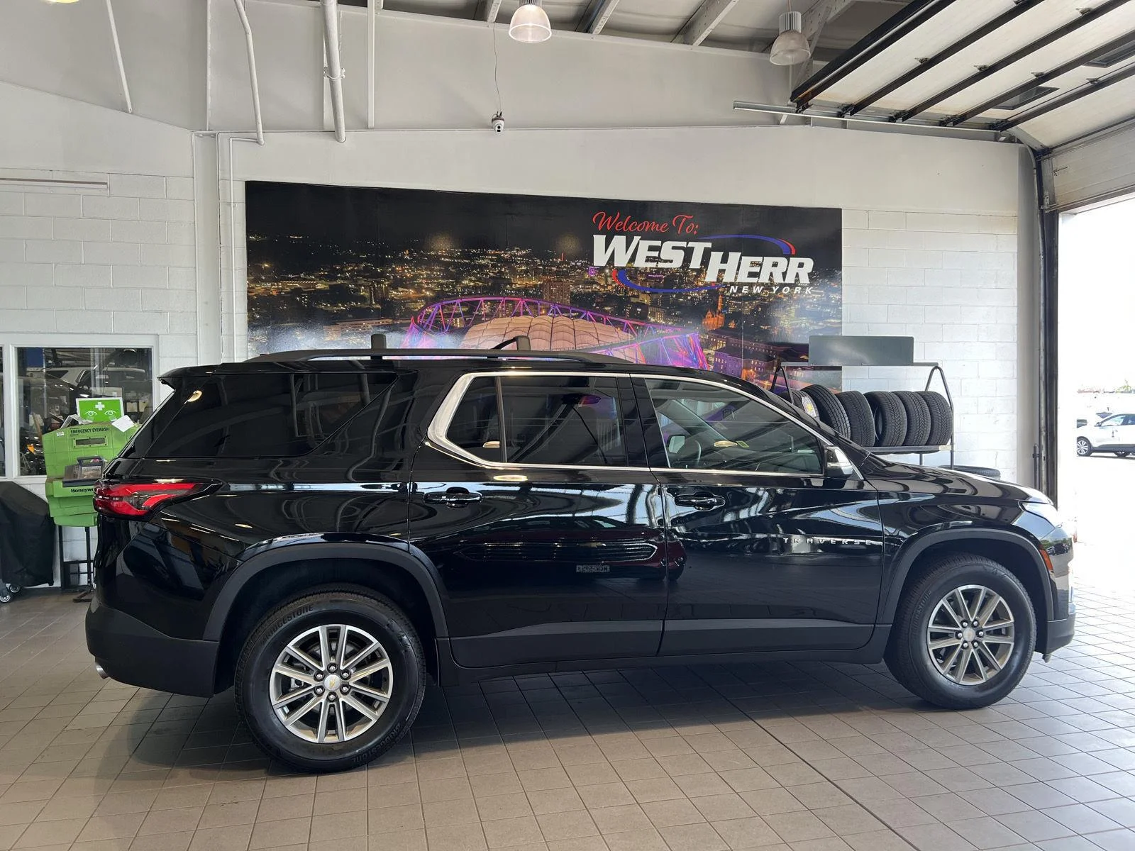 Used 2023 Mosaic Black Metallic Chevrolet LT Cloth image 9