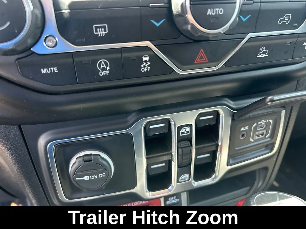 Used 2022 Gray Jeep Mojave image 41