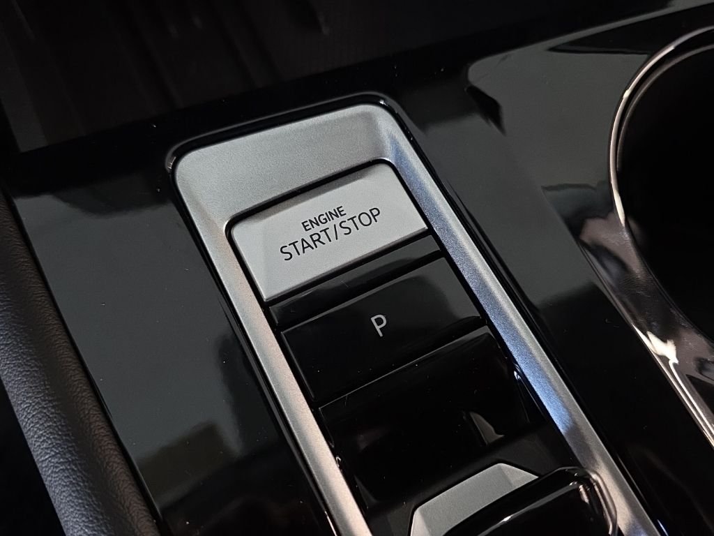 2026 Volkswagen Atlas SE w/Tech - Photo 24