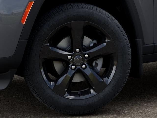 New 2027 Sting-Gray Clear-Coat Paint Jeep  image 28