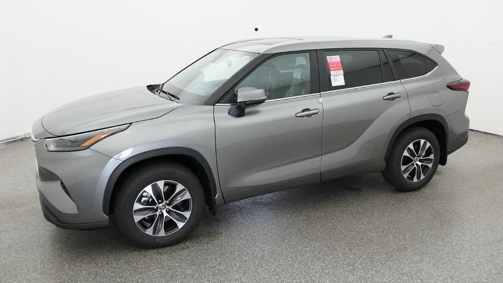 New 2026 Heavy Metal Toyota XLE image 10