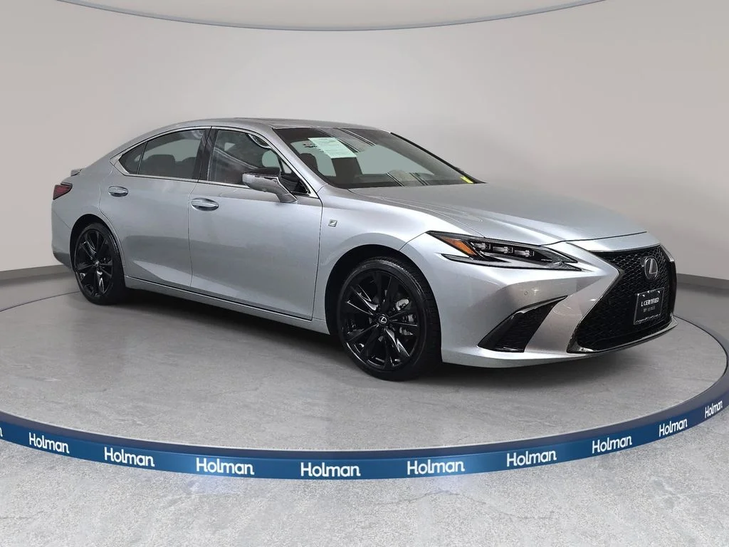 Used 2024 IRIDIUM Lexus 300h F SPORT Handling image 4