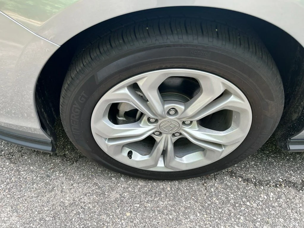 Used 2026 Silver Honda LX image 10
