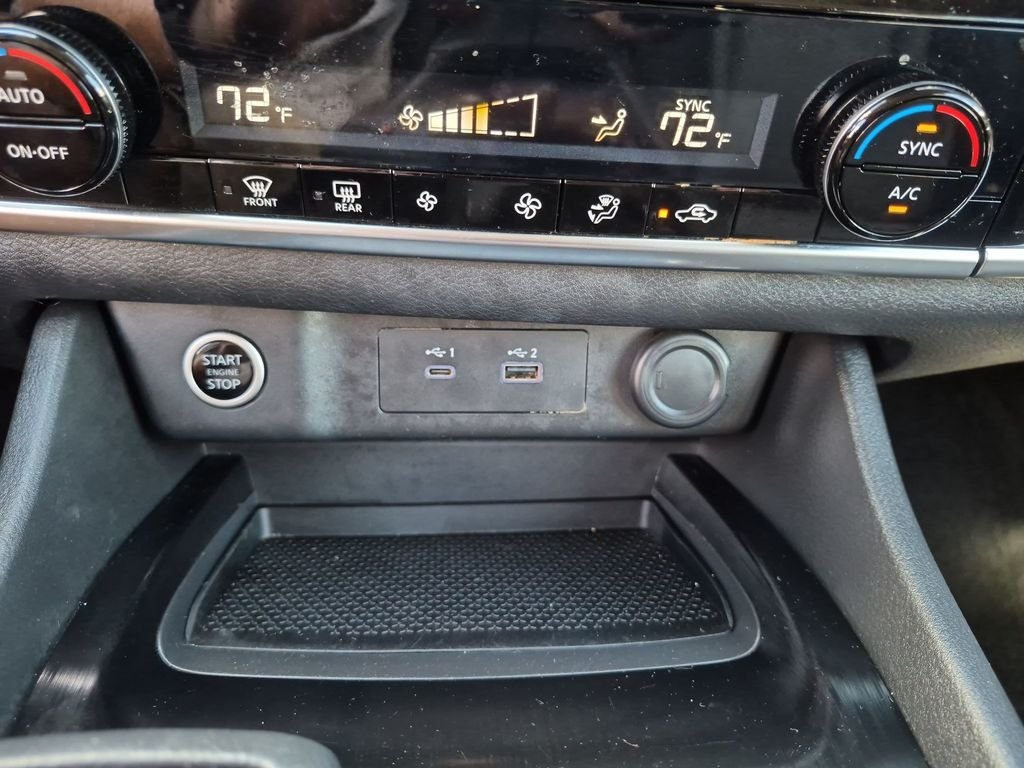 Used 2022 Gray Nissan SV image 35