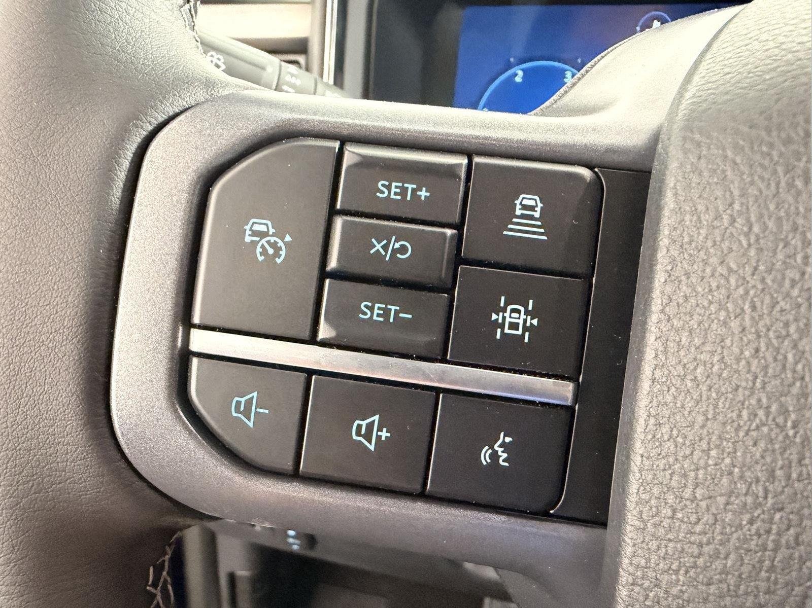 2026 Ford F-350 Super Duty Lariat - Photo 31