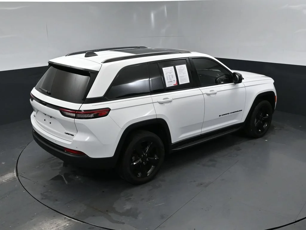 Certified Used 2023 White Jeep Limited image 37