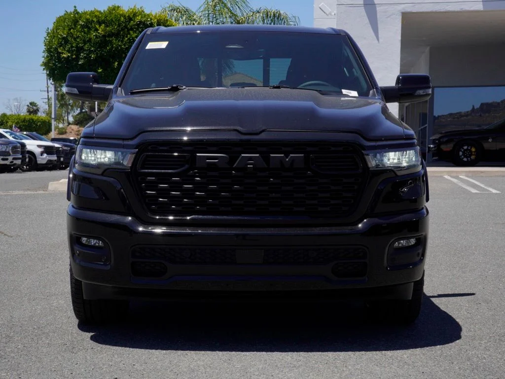 New 2026 Diamond Black Crystal Pearl-Coat Exterior Paint RAM Big Horn/Lone Star image 8