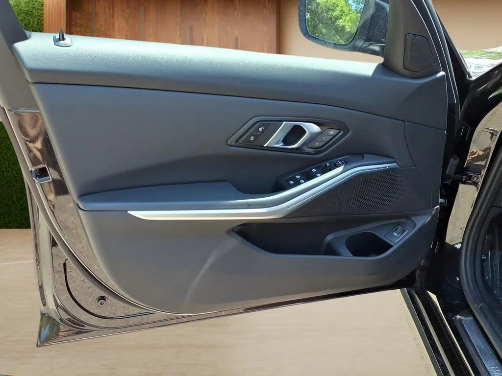 Used 2025 Black BMW 330i xDrive image 19