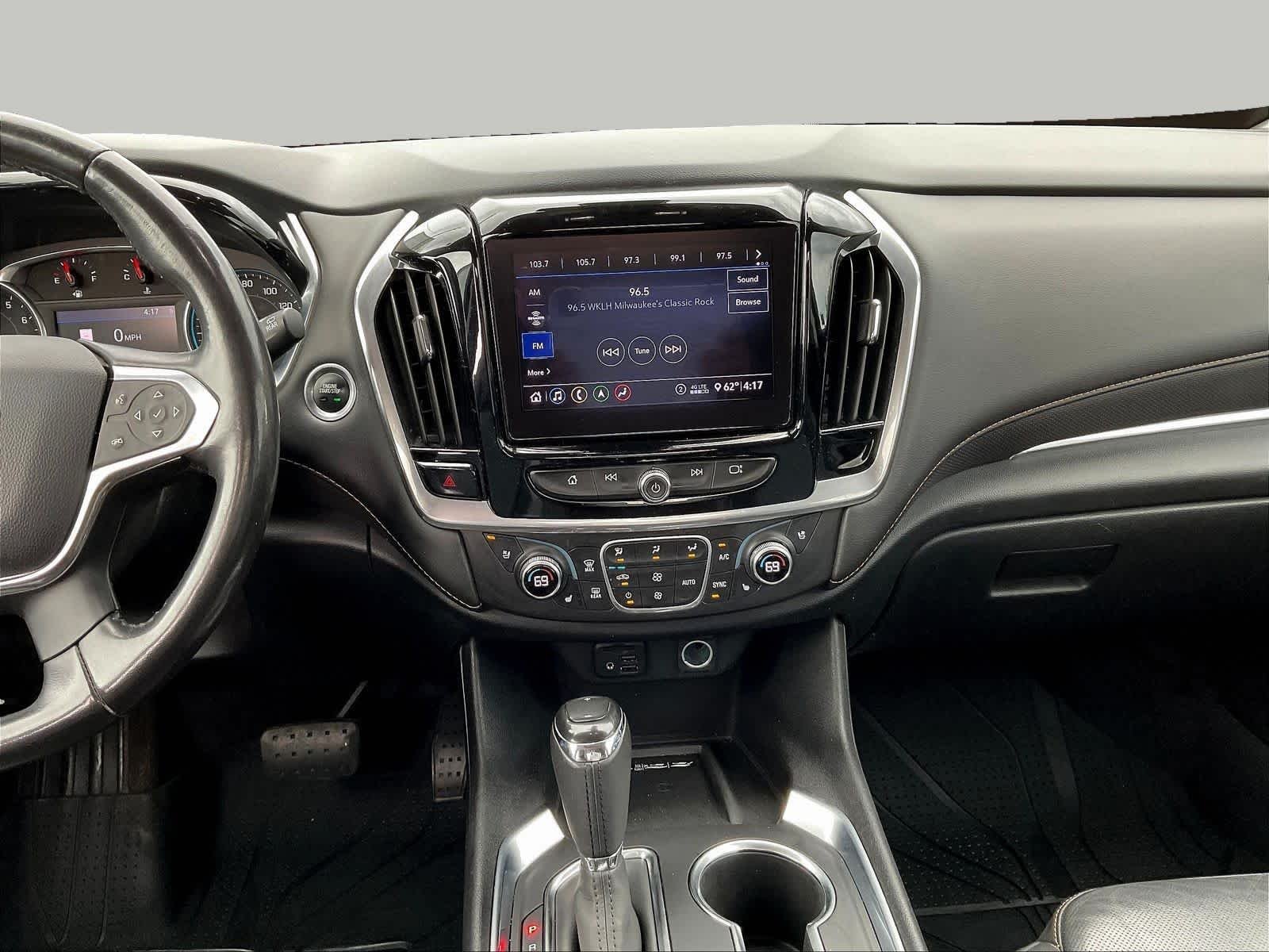 2020 Chevrolet Traverse Premier - Photo 11