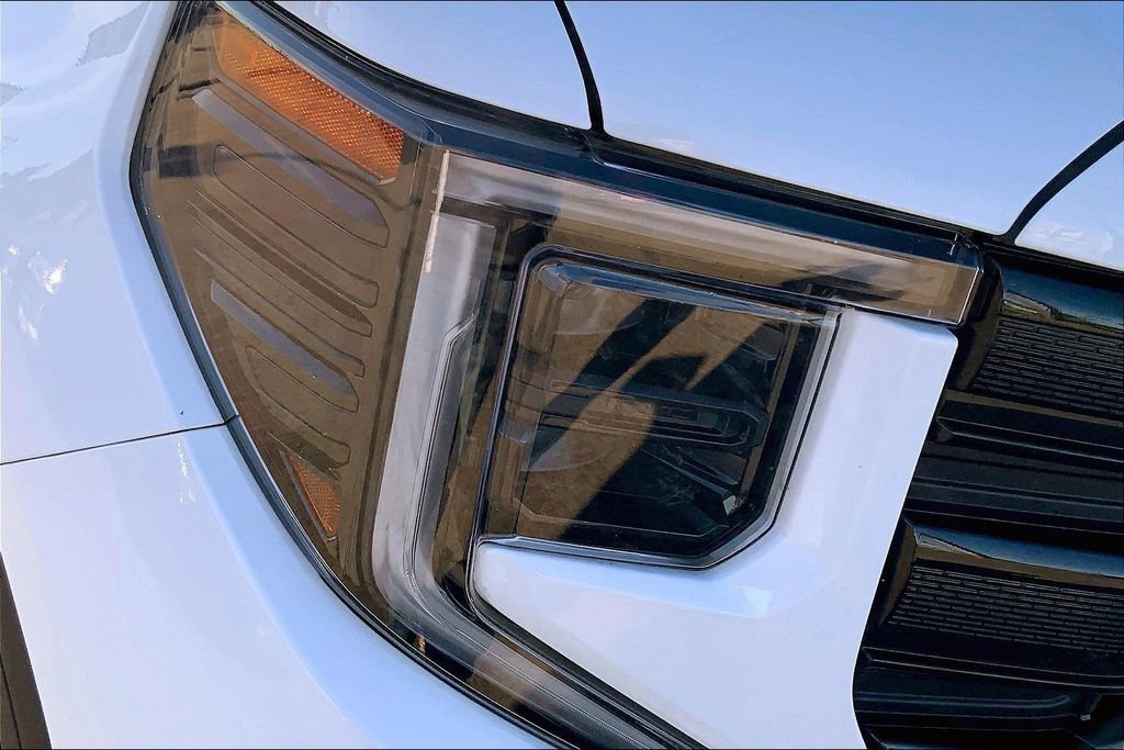 New 2024 GMC Sierra 1500 Elevation 4D Crew Cab