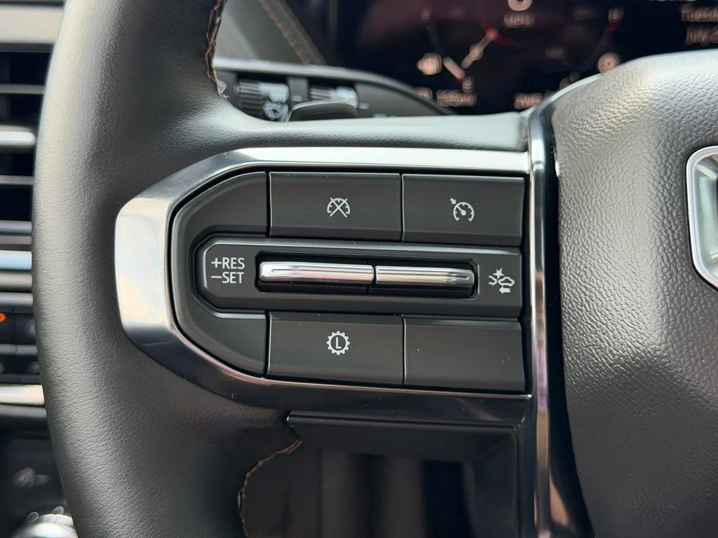 Used 2026 Black GMC AT4 image 17