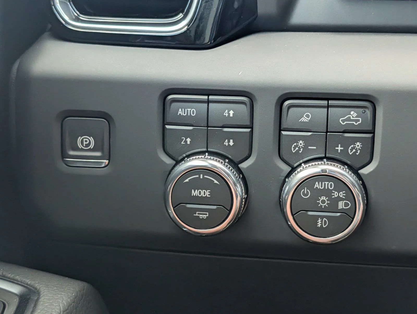 New 2026 Sterling Metallic GMC Denali image 27