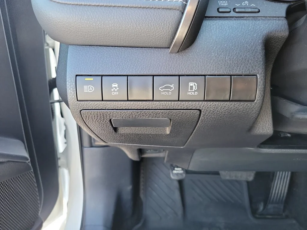 2024 Toyota Camry SE - Photo 23