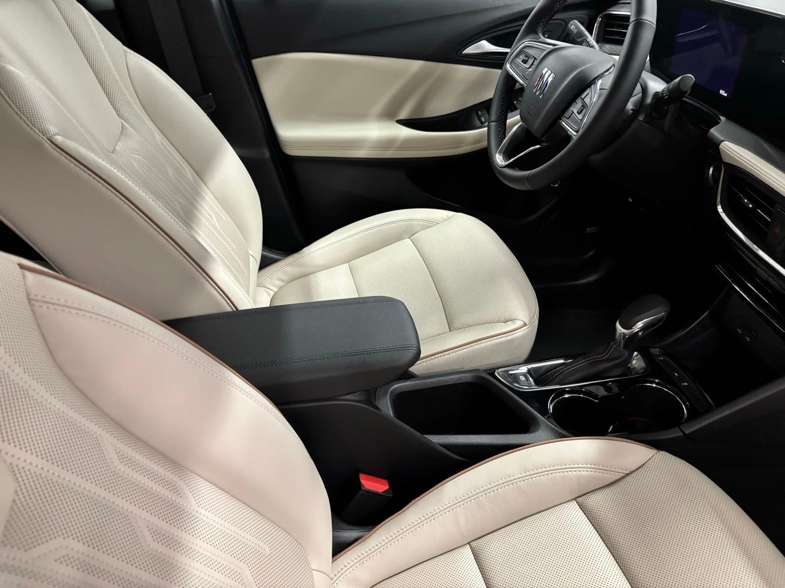 Used 2026 Red Buick Avenir image 21