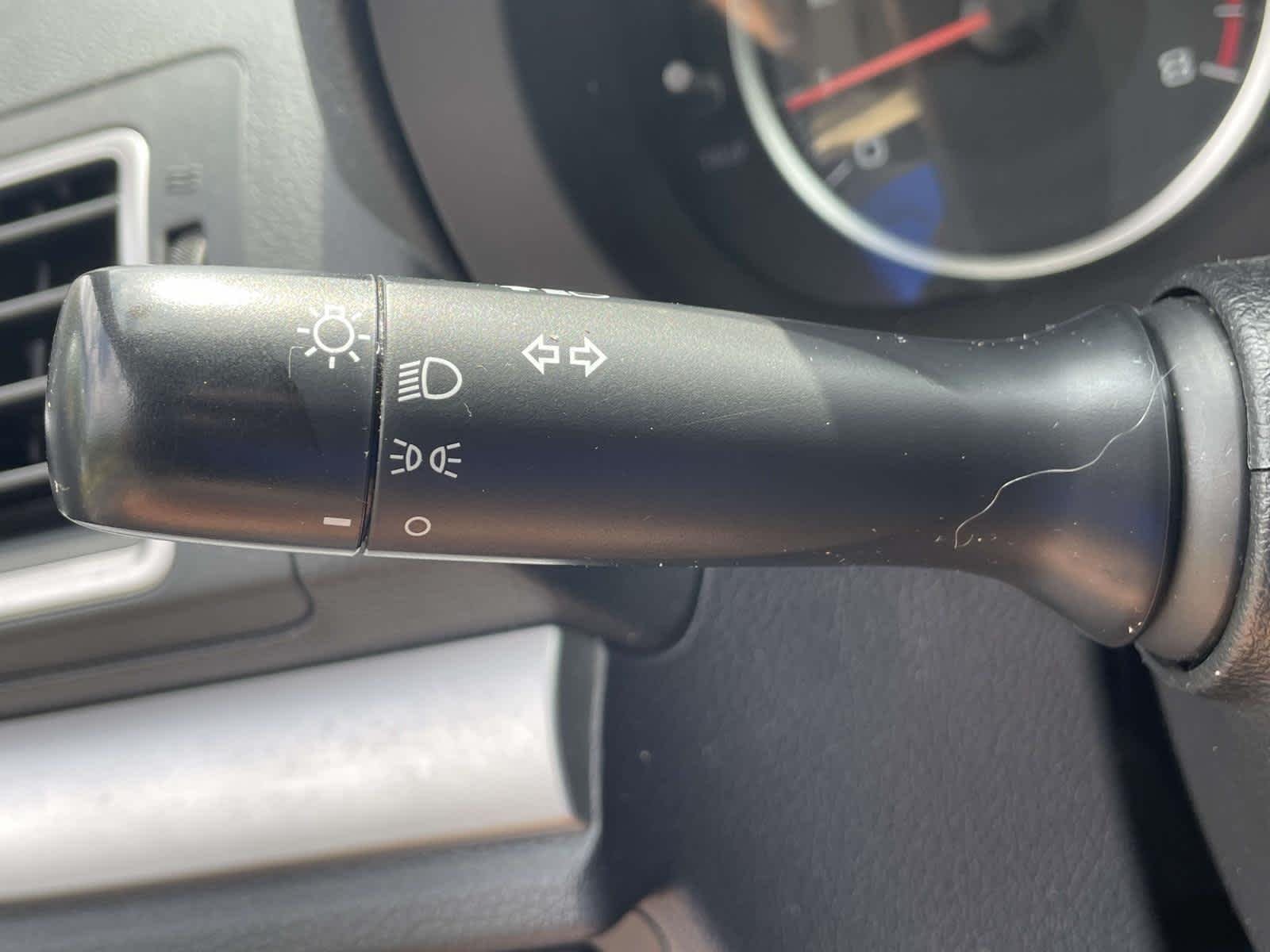 Used 2017 Ice Silver Metallic Subaru Premium image 31