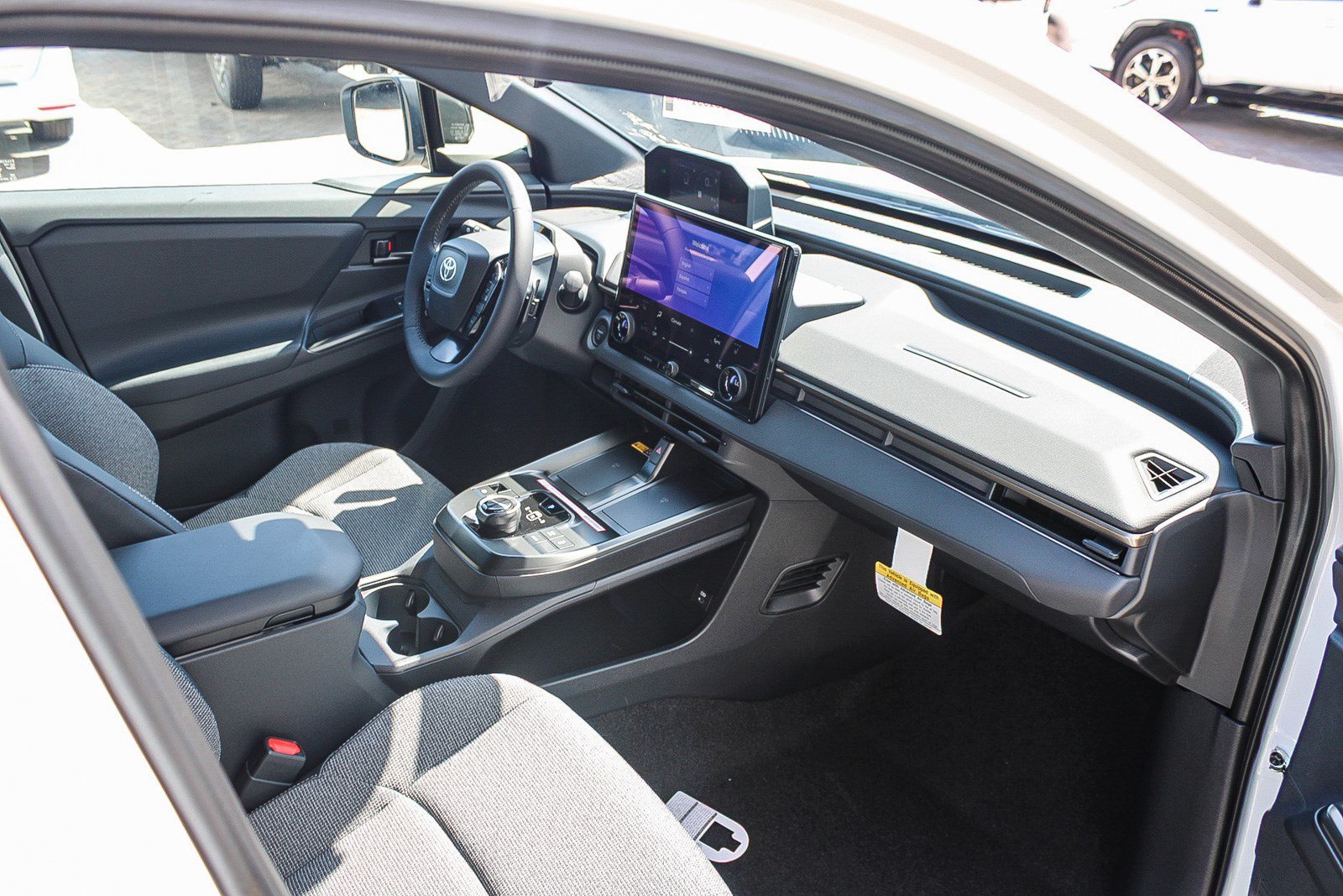 New 2026 Wind Chill Pearl <sup>1</sup> Toyota  XLE image 19