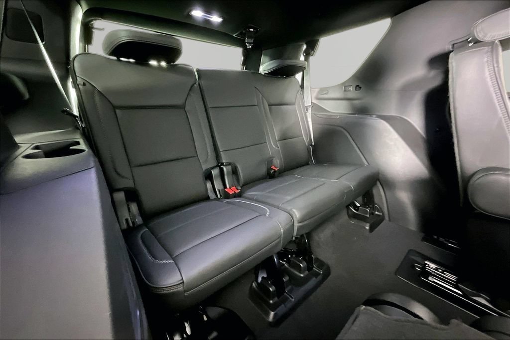 2024 GMC Yukon Denali - Photo 25