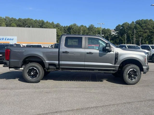New 2027 Carbonized Gray Metallic Ford XL image 2