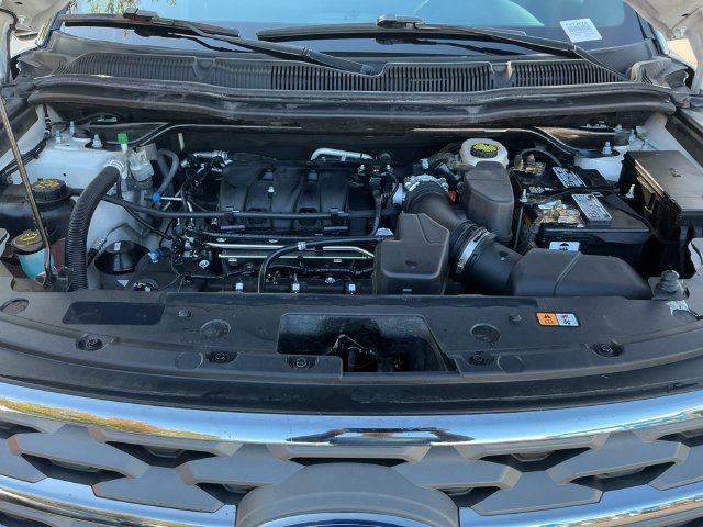 Used 2018 White Ford XLT image 23
