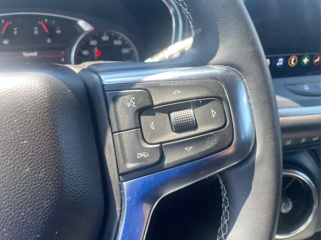 Used 2024 Sterling Gray Metallic Chevrolet LT image 41