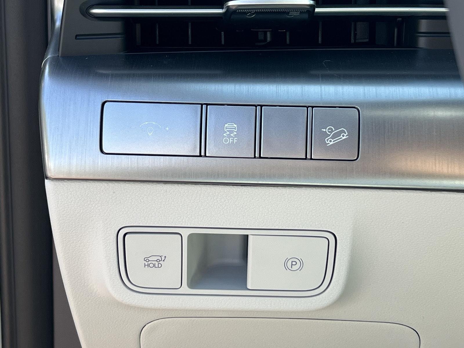 New 2026 Mirage Green Hyundai Limited AWD image 32