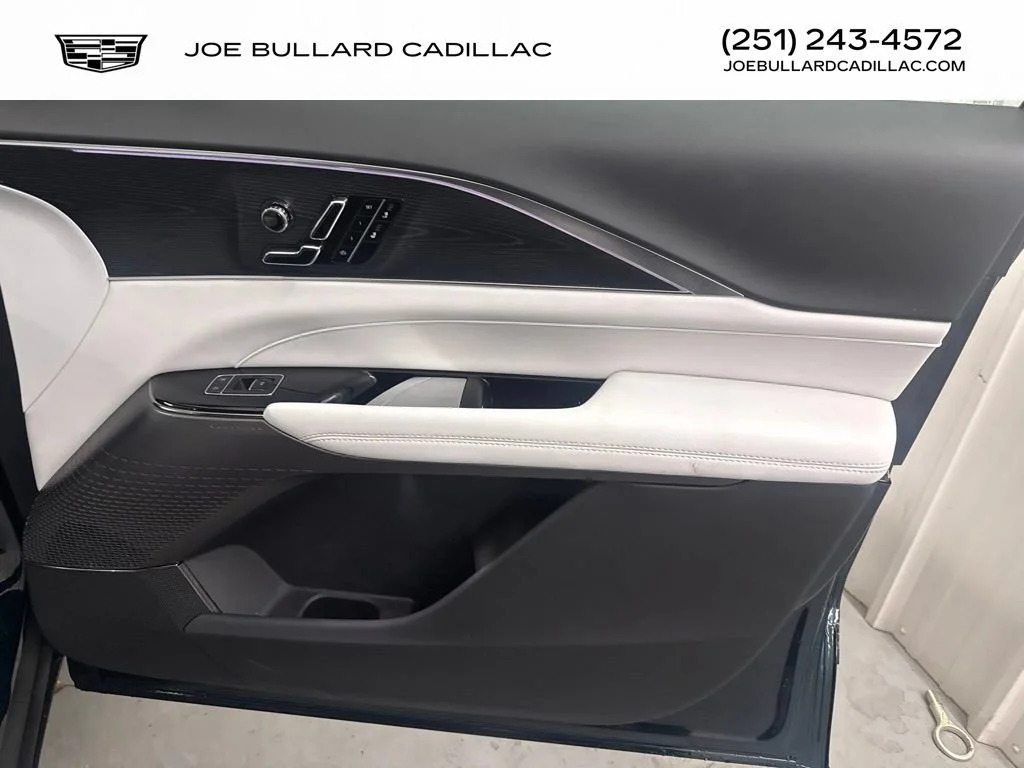 2026 Cadillac LYRIQ Luxury - Photo 19