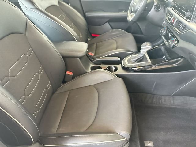 Used 2023 White Kia GT-Line image 27